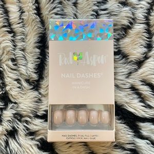RED ASPEN Nail Dashes